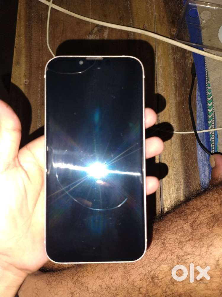 i phone 13