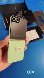 Galaxy Z Flip6 5g 12GB 512GB Yellow Snapdragon 8Gen
