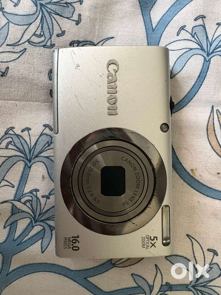 Canon powershot A2300(hd) Vibtage camera