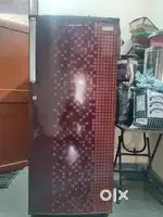 KELVINATOR FREDGE 215LTR