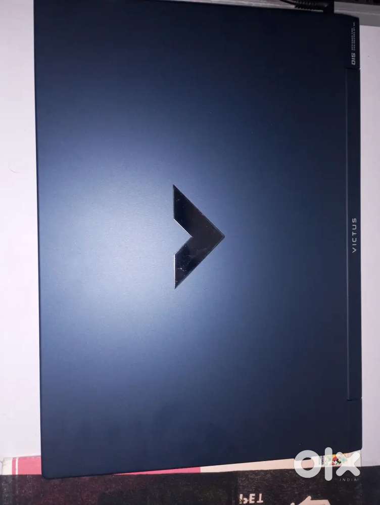 Selling BRAND NEW LAPTOP