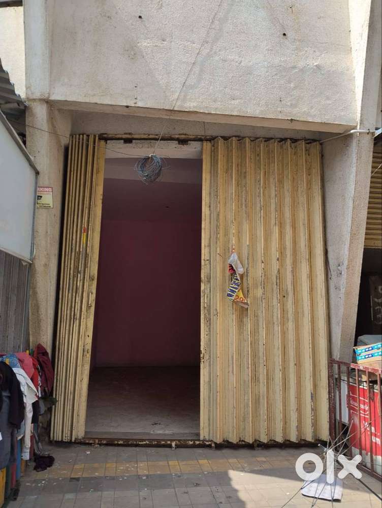 SHOP for URGENT Sale 80 Lac