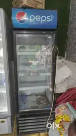 GLASS DOOR REFRIGETER FRIDGE