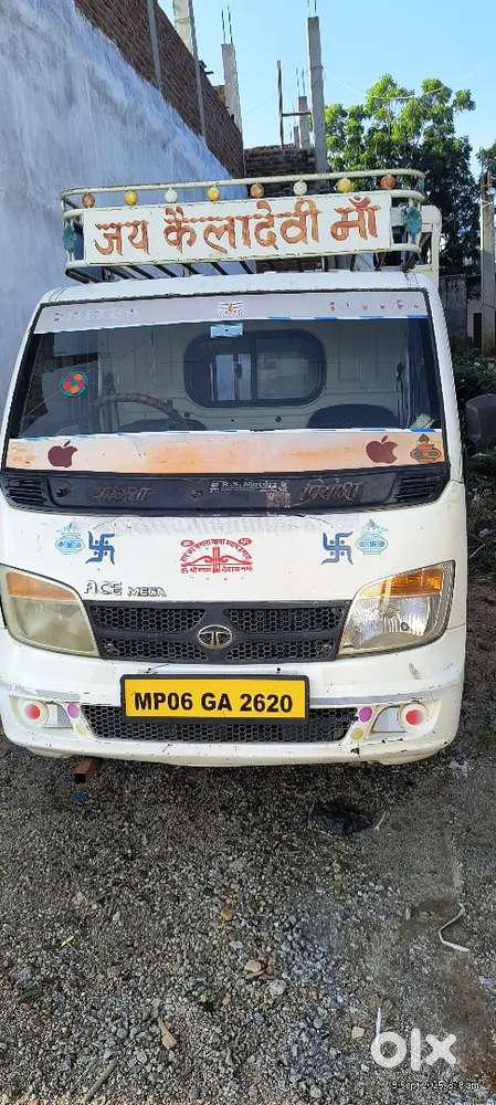 Chota Haathi: Big Loads,
Small Running Costs