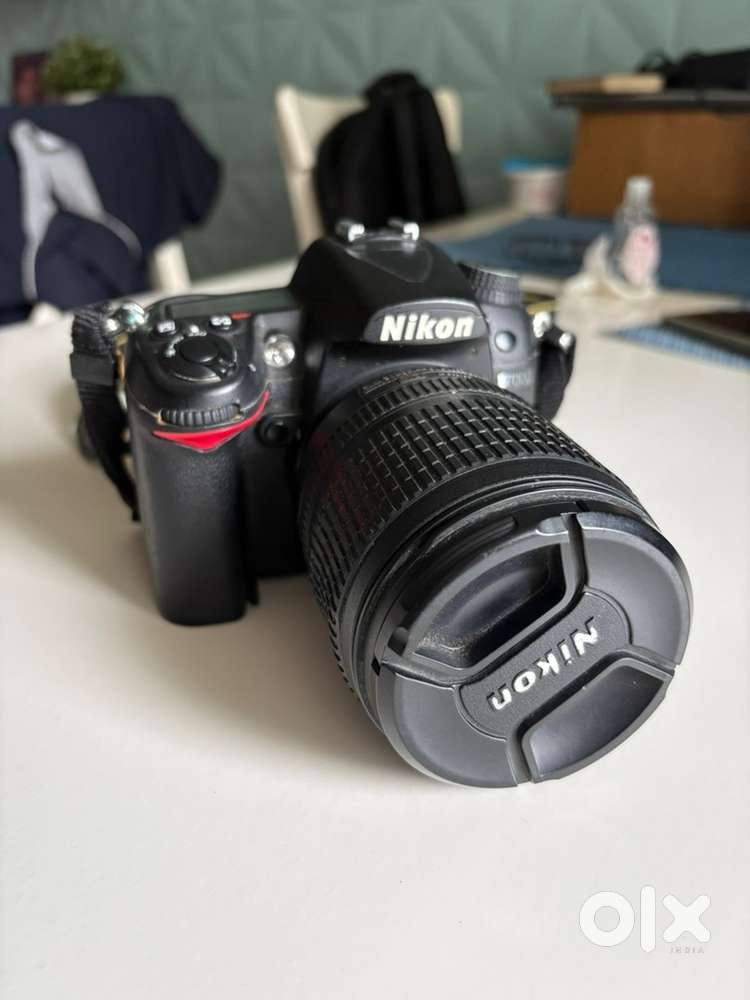 Nikon D7000 DSLR Camera with Lens, Accessories, Bag and SD Card