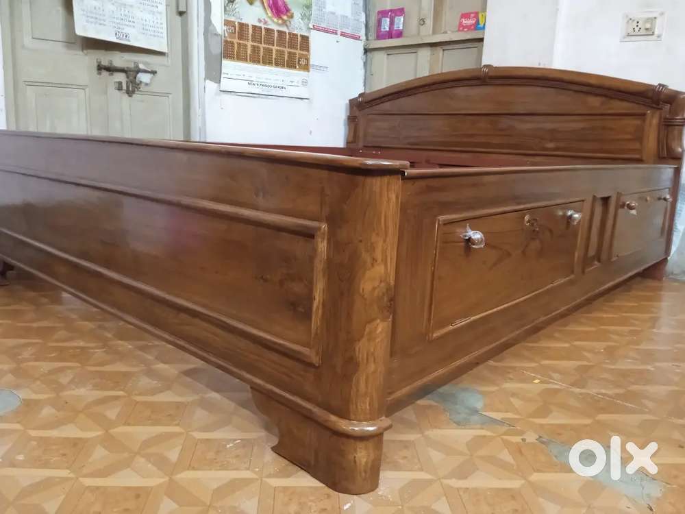 Segun Wooden 7'X6' Box Bed