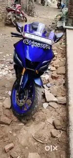 R15 V4 excellent condition