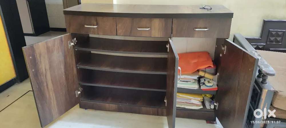 Shelf made up of wood