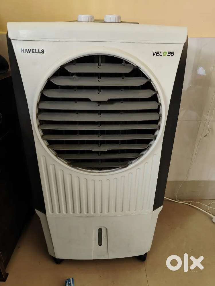 6 months old cooler with bill urgent sell mrp 6500