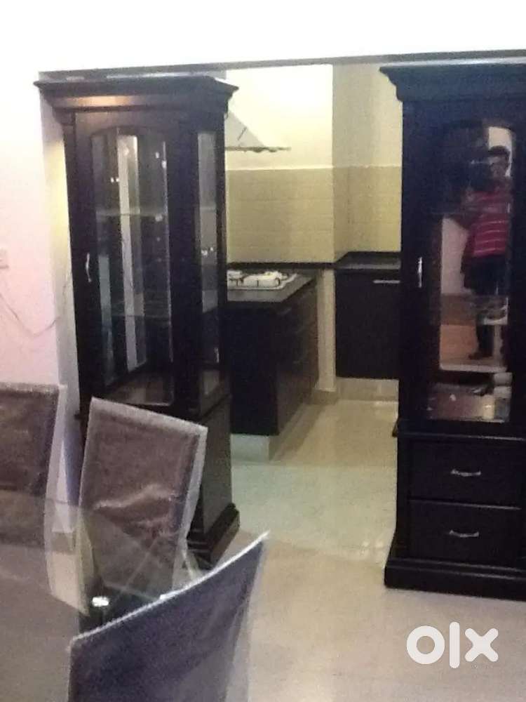1- bed room available in a 2- bhk