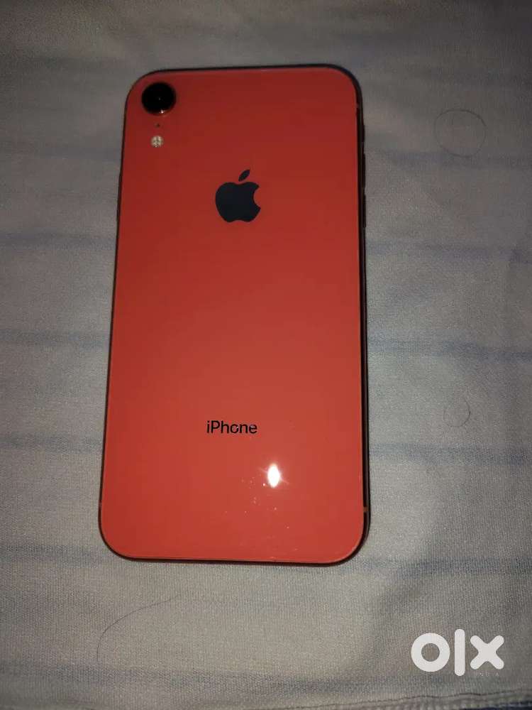 Apple iPhone XR - 64GB