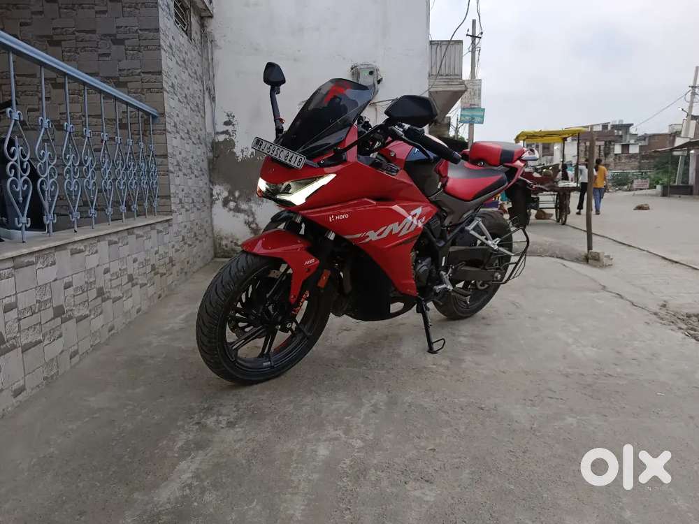 Single hand Doctor driven scrathless bike in showroom condition