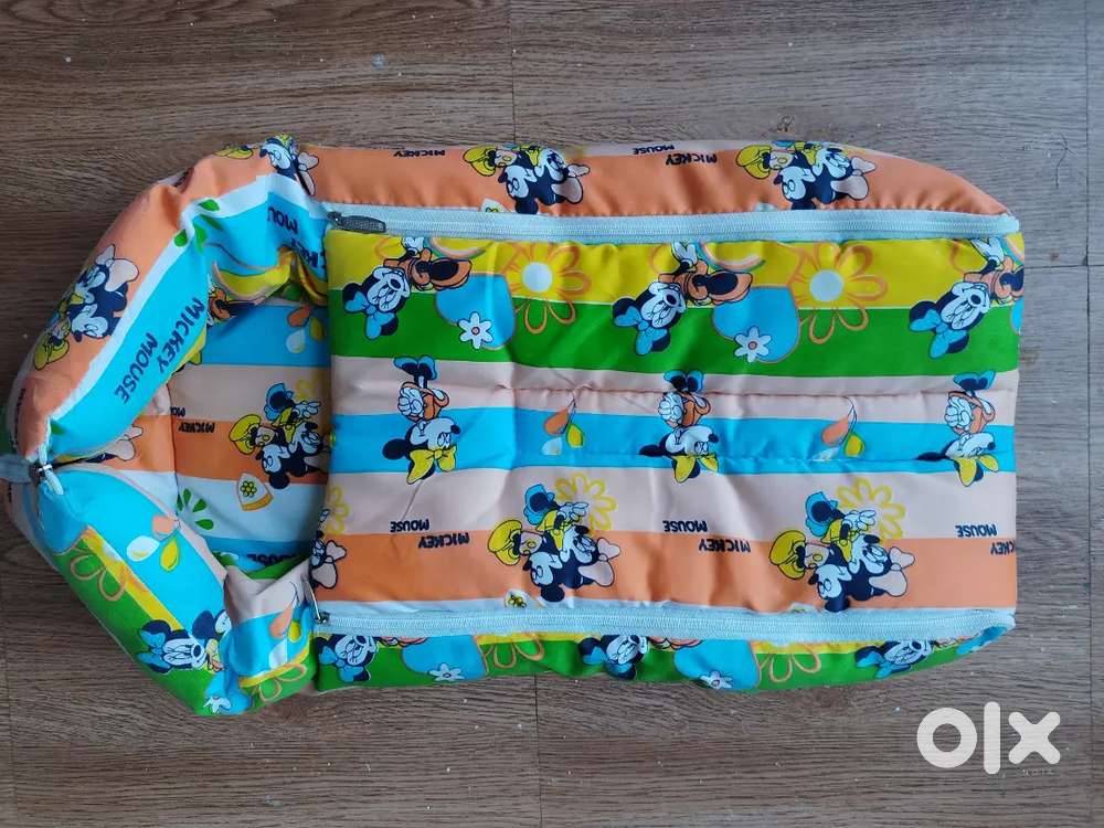 Baby bag sleeping nest free mattress