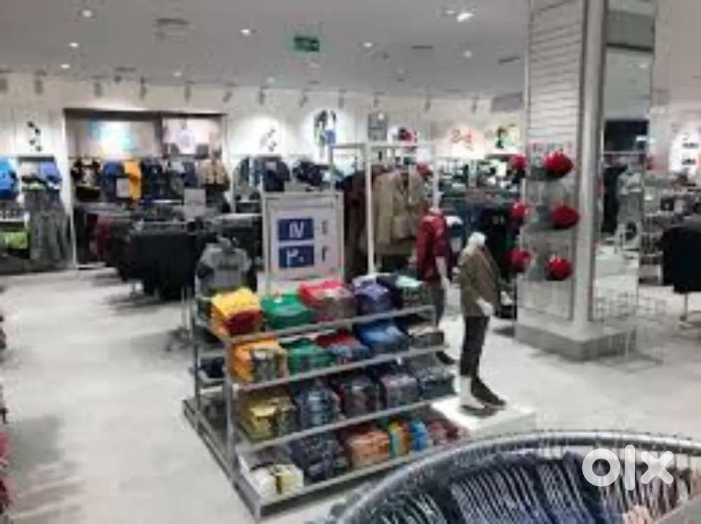 Wanted male/female  partime showroom staffs