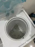 Croma semi automatic washing machine