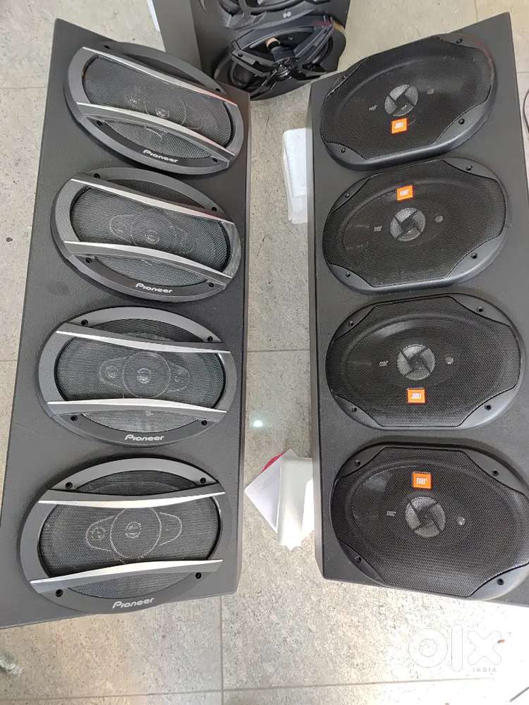 Speaker  box