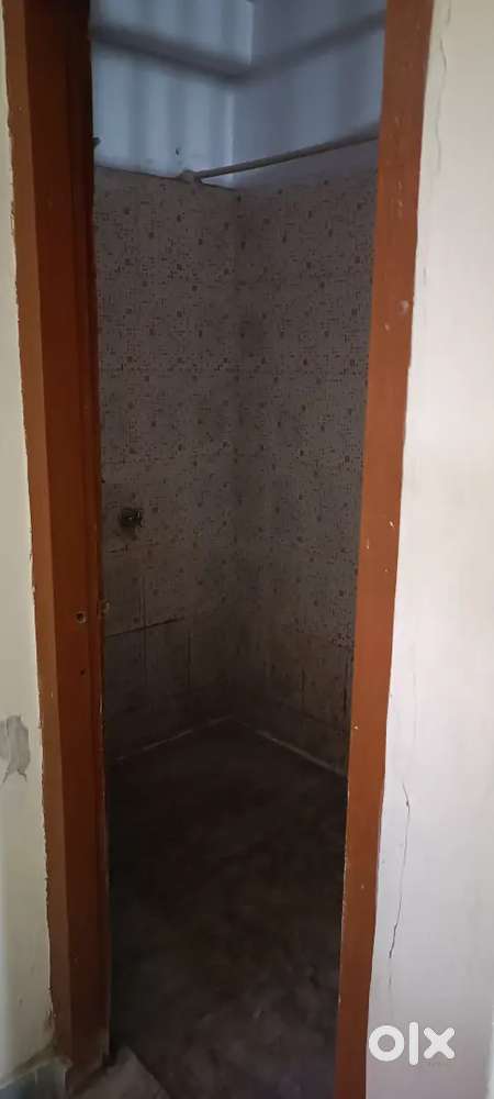 1 Bhk home for rent only for boys or girls