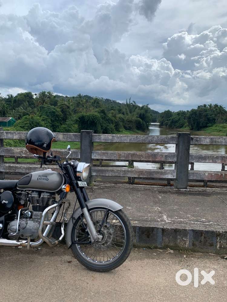 Royal Enfiield classic 350 2018 model good condition