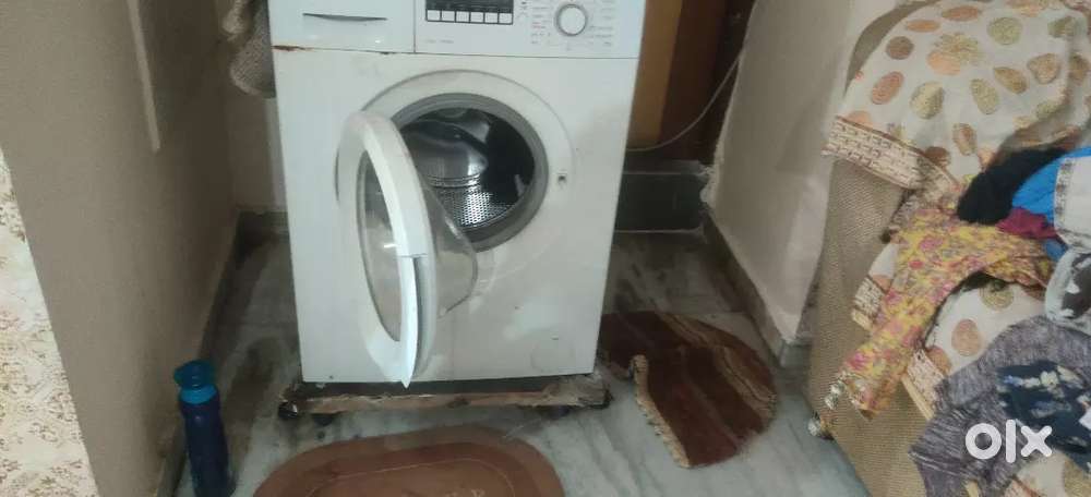 This is a bosch fully automatic  washing machine