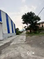 this is 9000 sqft gowdown avilable for rent kunvavala
