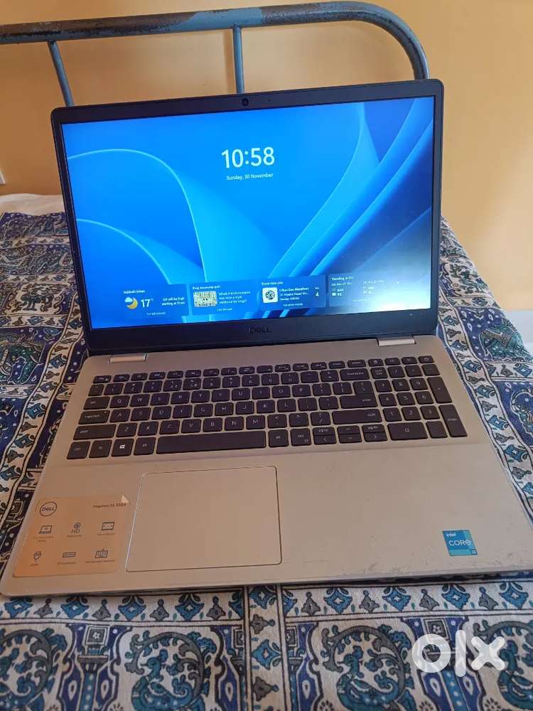 Selling my good condition laptop
