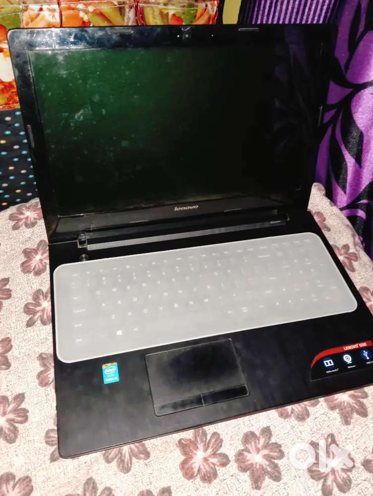 Laptop (Lenovo)