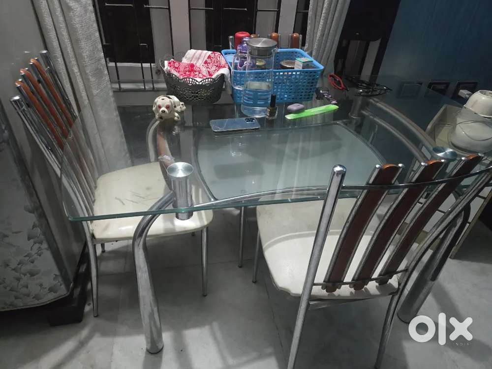 Freeze and dinning table