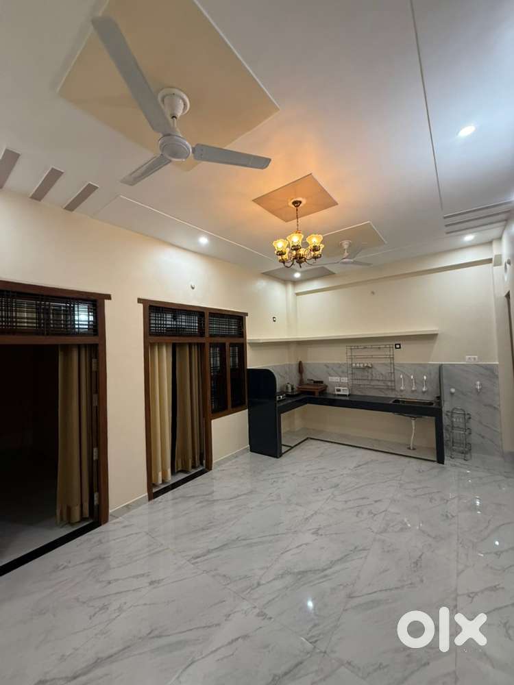 Room available for rent in Shantipuram
