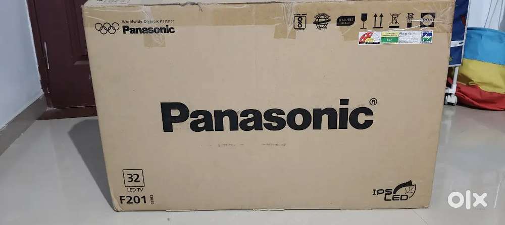Panasonic TV - 32 inches