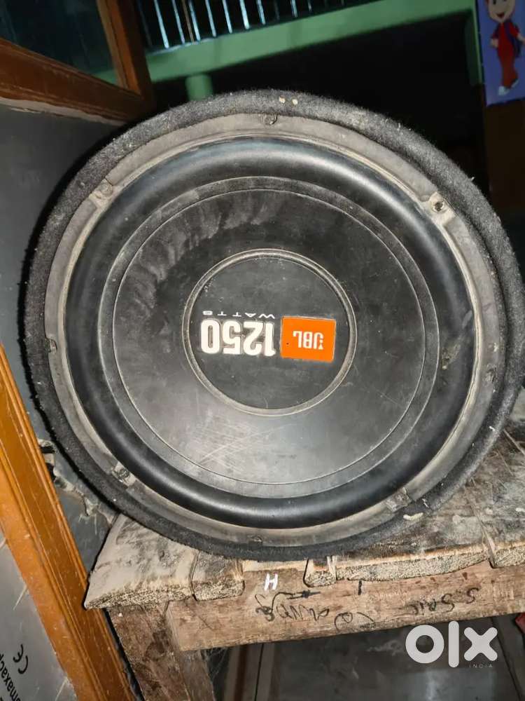 JBL bass tube 1250watt