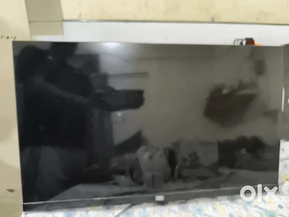 32 Inch LED