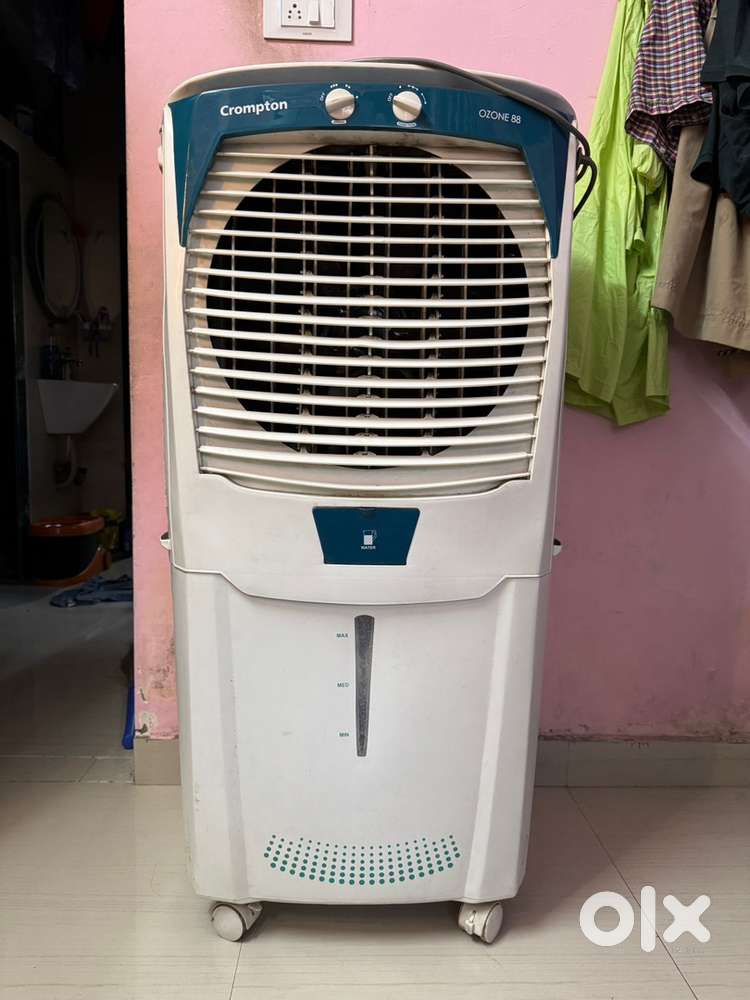 Crompton ozone 88L dessert cooler