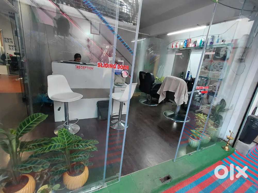 UNISEX SALON & Spa  Cosmetics Sale Shop with All Iteam Bomannhalli HSR