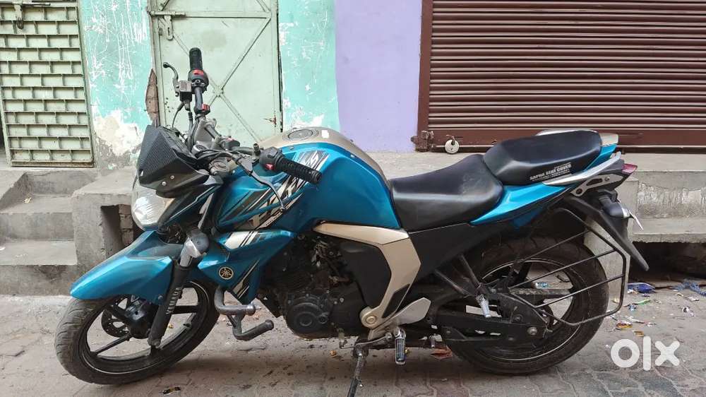 Yamaha FZ bike