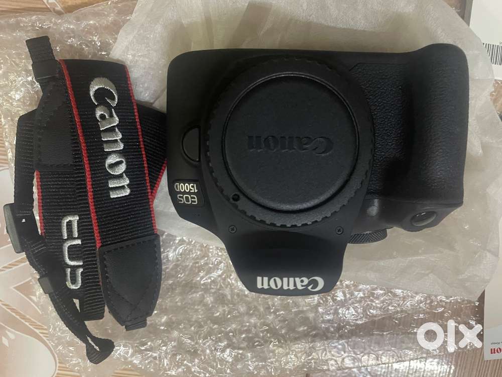 CANON EOS 1500D with 18-55 mm lens