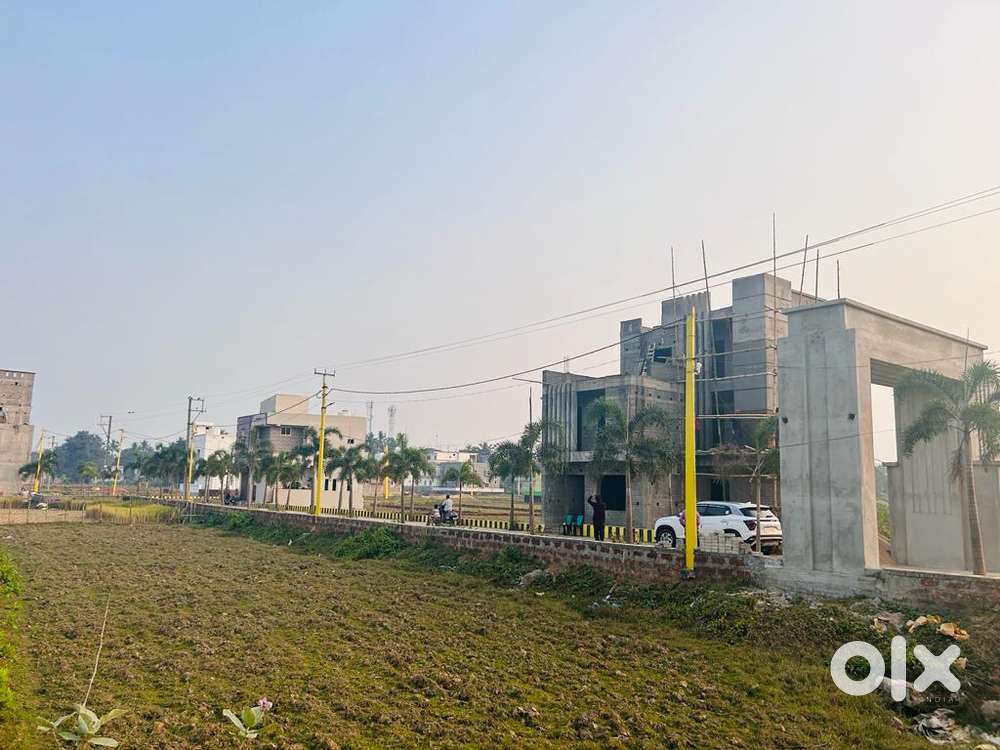 LAND PLOTS APARTMENT FOR SALE AT CHEAP PRICE