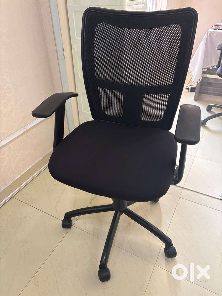 Office/Computer Chairs in Good Condition – Affordable