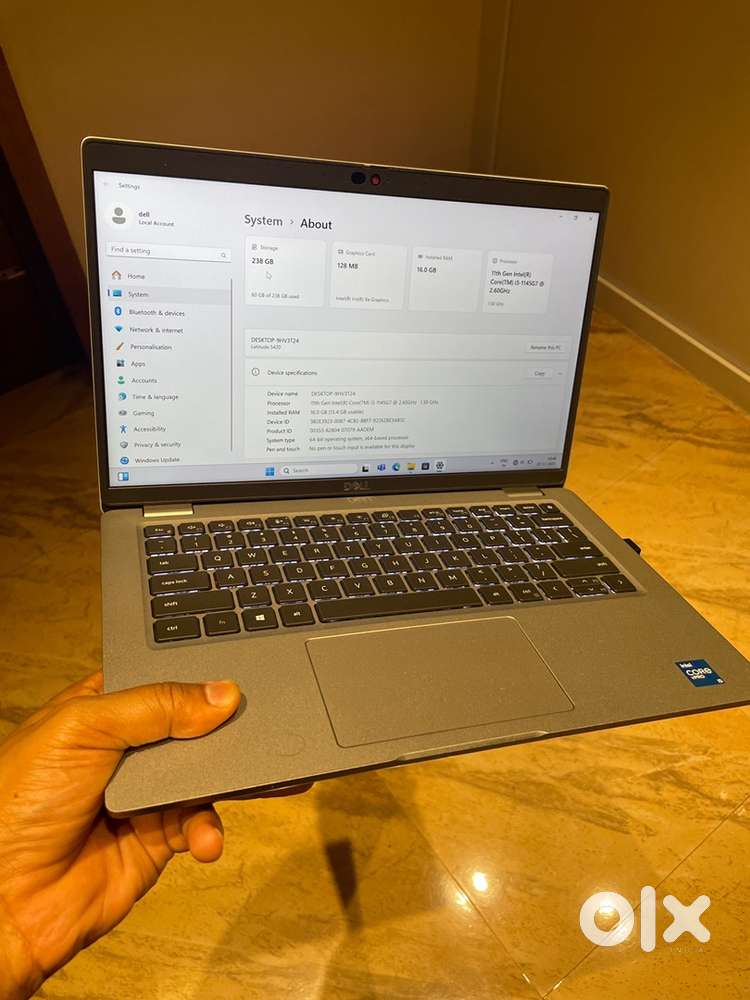 Dell i5 Core V pro 11th Gen 16GB RAM with Intel Iris graphics
