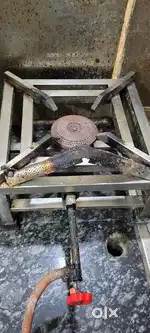 Gas stove for restaurant