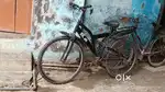 Bycycle new tew new tair cycle old condition sahi h cycle  ka cheak it