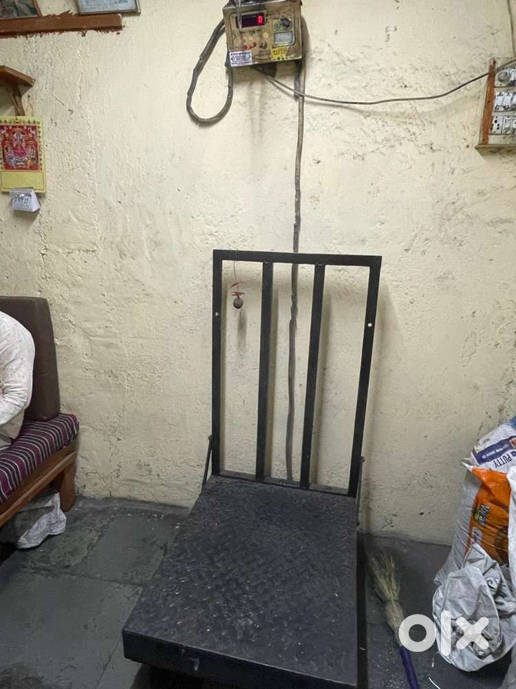 Unique scale machine