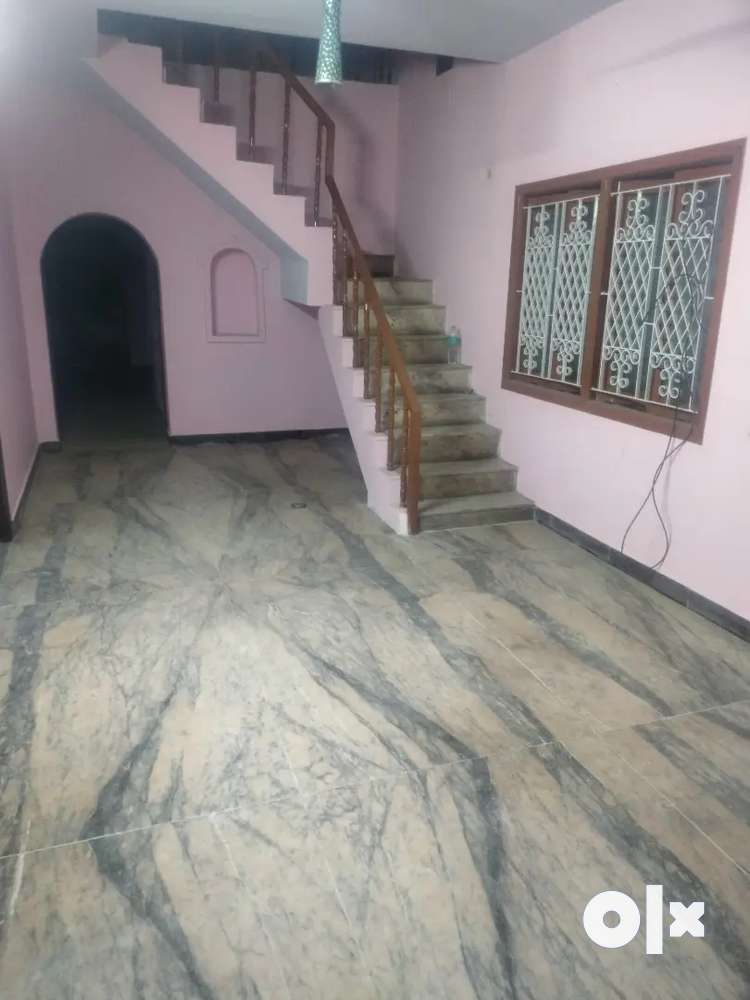 3BHK House for office purpose