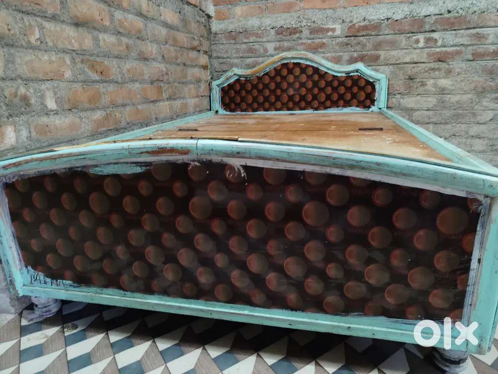 Dabbul bed diwan