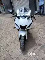 Yamaha R15 V4