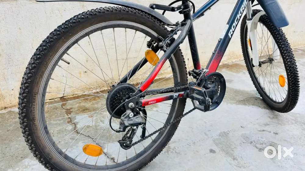 2 bicycles 1-ST40 Decathlon 21 gear and kross cycle