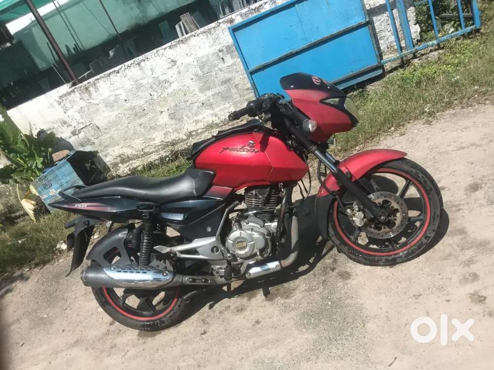 PULSAR 150