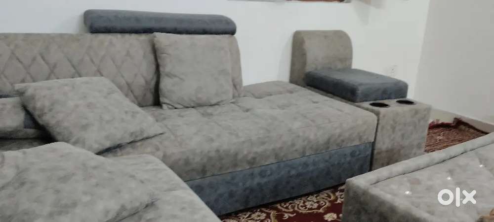 L shape new  sofa with gud condition