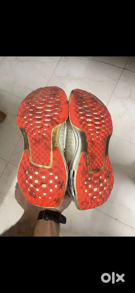 Nike invisible running shoes