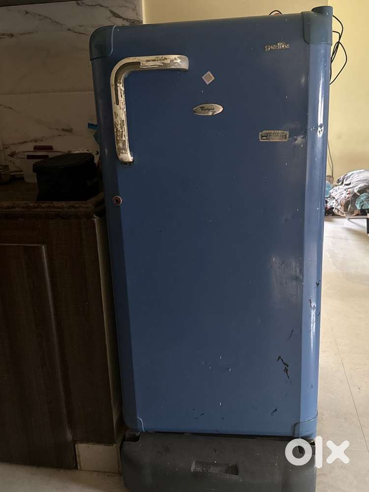 Whirpool fridge For sale