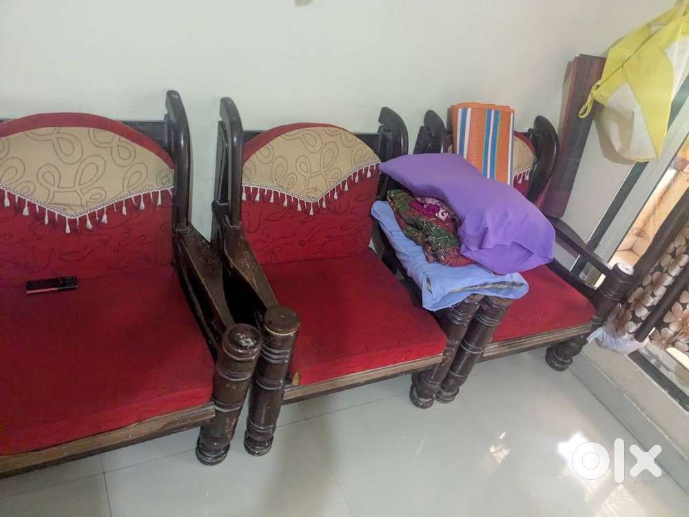 Sofa and two chairs